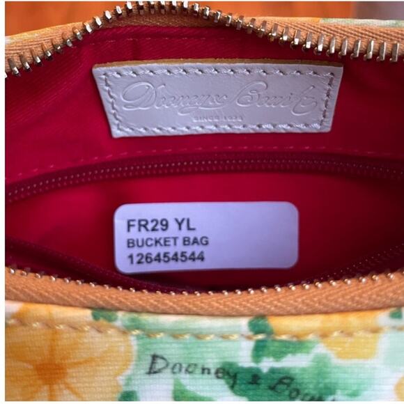 Dooney and Bourke Yellow Floral Petunia Shoulder Bucket Bag NWT Y2K Boho Retro - Picture 5 of 16